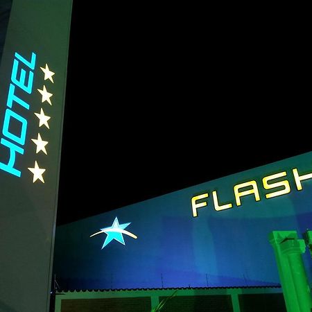 Flash Motel (Adults Only) Sao Vicente  Exterior photo